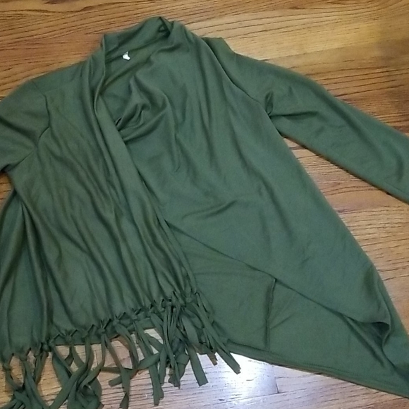 Sweater - Picture 4 of 8